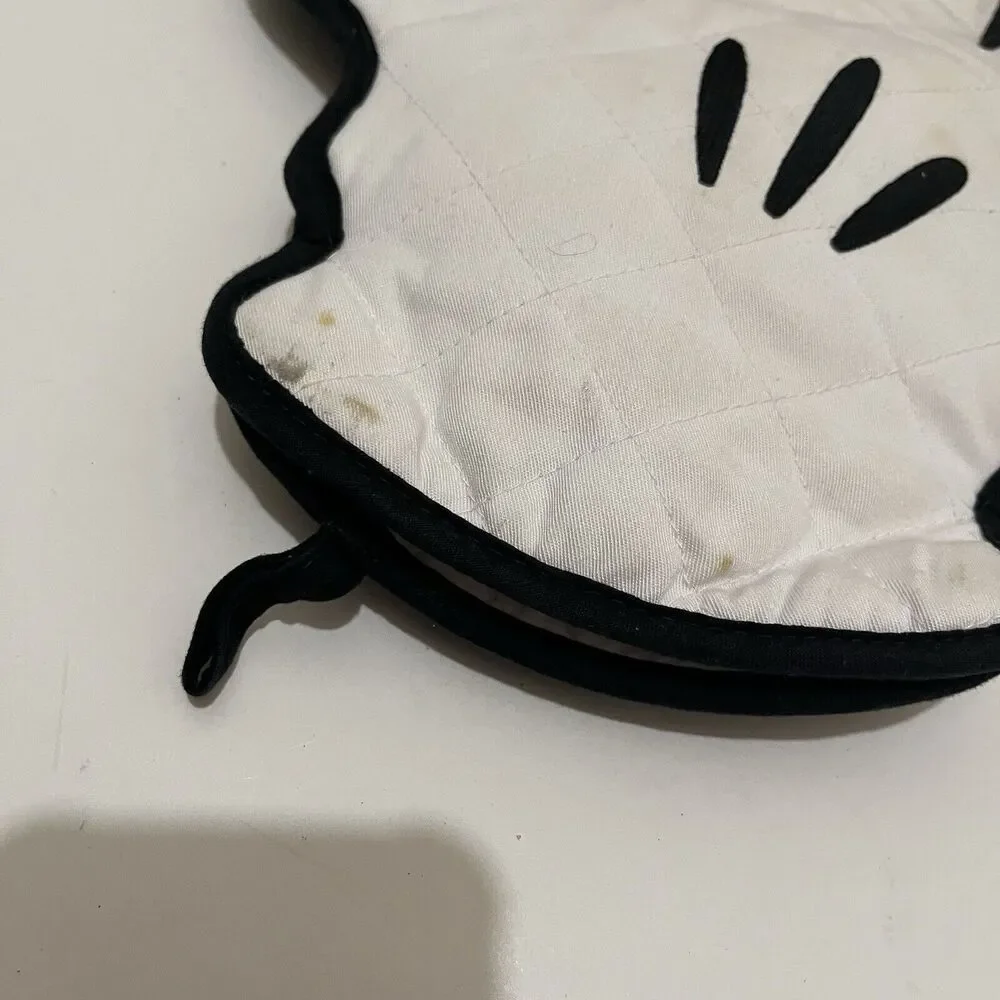 Disney Parks Mickey Mouse Hand Oven Mitt Right Kitchen Pot Holder